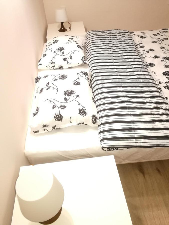 White Rose Apartment Budapest Eksteriør billede